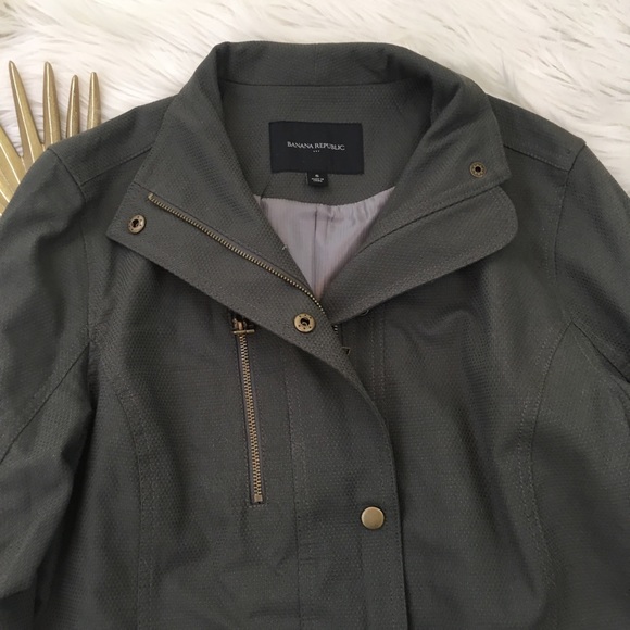 🌸SOLD🌸 Banana Republic Military Utility Jacket - Picture 3 of 8